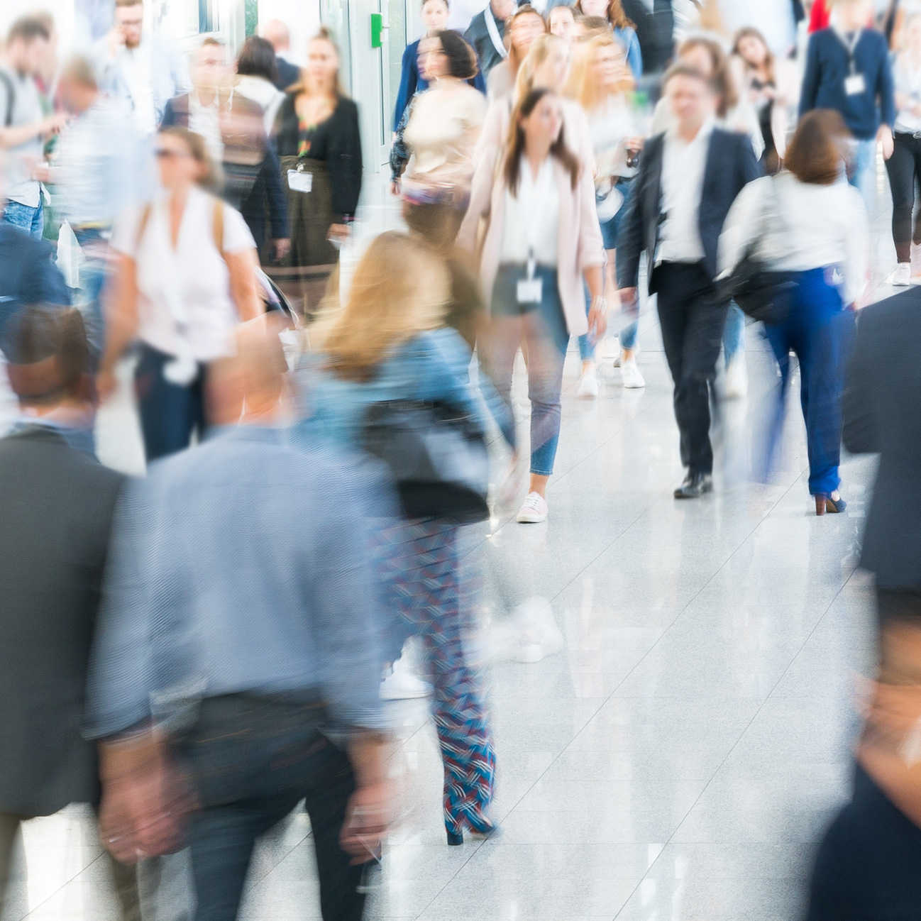 Photo of a crowded trade show floor